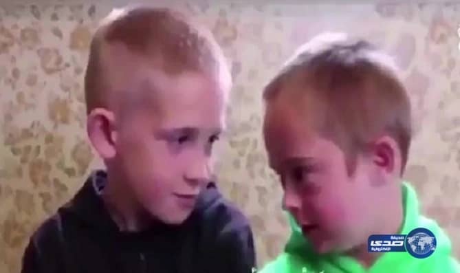 شاهد.. كيف تحدث طفل الخمس سنوات عن أخيه المصاب بـ" متلازمة- داون"