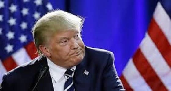 ترامب يصف قرار تعليق الحظر بالـ" السخيف "