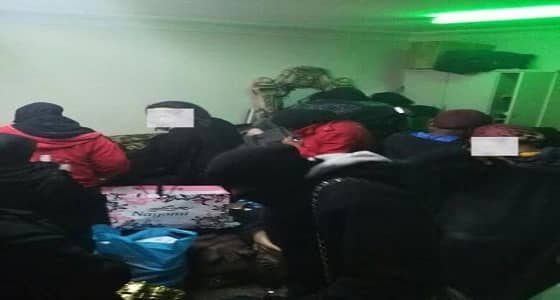 بالصور.. القبض على 3 وافدين استأجروا مقراً للعلاقات المحرّمة والقوادة في الرياض