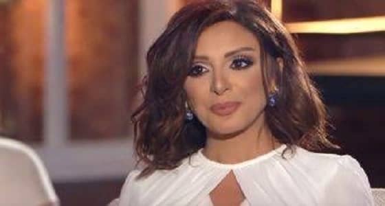 أنغام تفقد الوعي أثناء حفل غنائي بالجوف