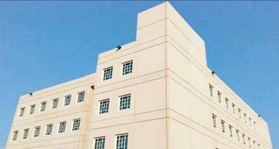 العقود الفصلية تتسبب بقلق وفوضى عارمة بالكليةالجامعية للبنات بأضم