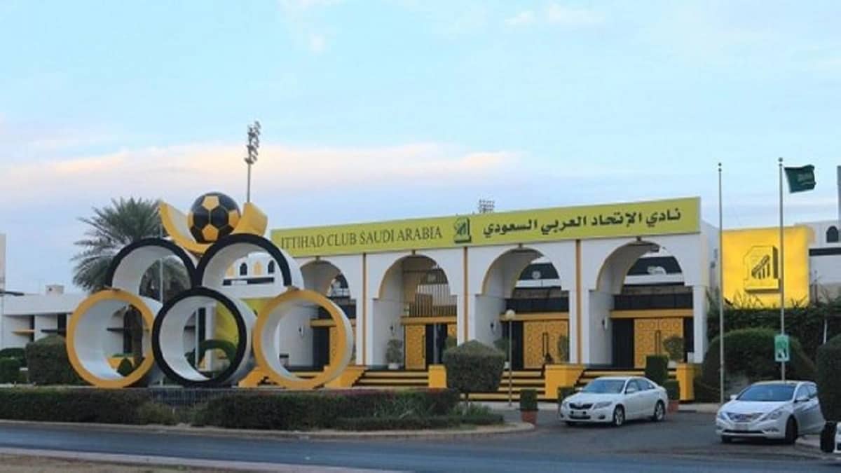 الاتحاد يجري مفاوضات مع أعضاء الشرف لدعمه ماليا