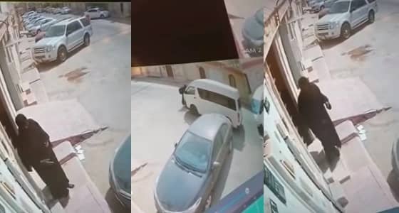 كادت تقضي على حياة رضيع.. لحظة هروب خادمة بالرياض