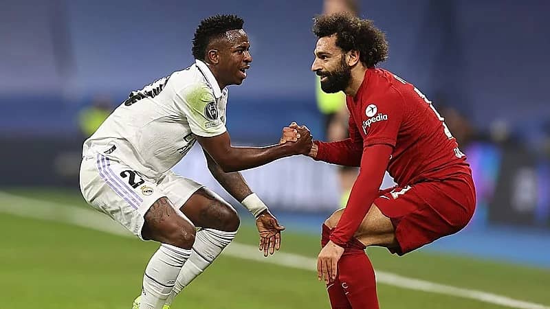 وكيل محمد صلاح ينفي اقترابه من الدوري الإسباني