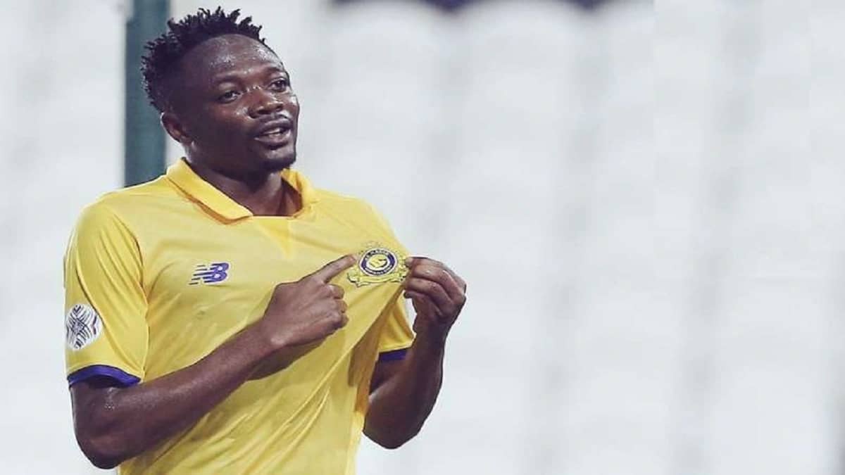 أحمد موسى يودع زملاءه في مران الفريق