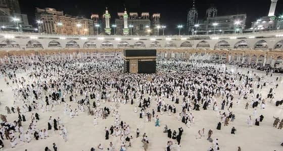 تخصيص صحن المطاف للمعتمرين فقط