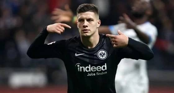 برشلونة يفاوض آينتراخت فرانكفورت الألماني لضم يوفيتش