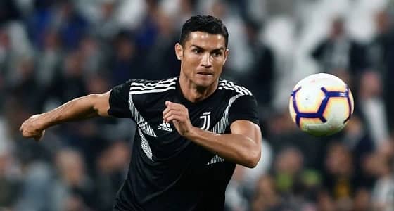 بعد لحاقه بيوفنتوس.. أندية تنافست لكسب خدمات رونالدو