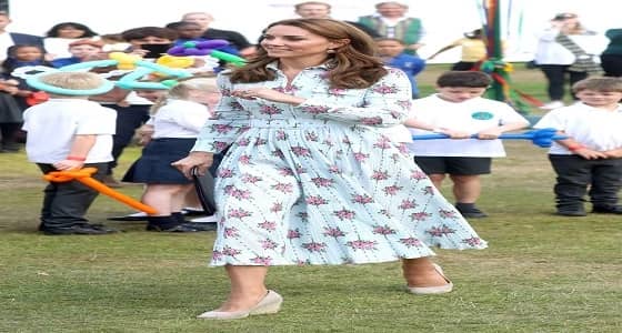 دوقة كامبريدج تصدم العائلة الملكية بـ أقراط بدولار واحد