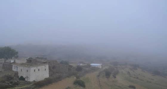 تحذير من رطوبة تعيق الرؤية على 3 مناطق