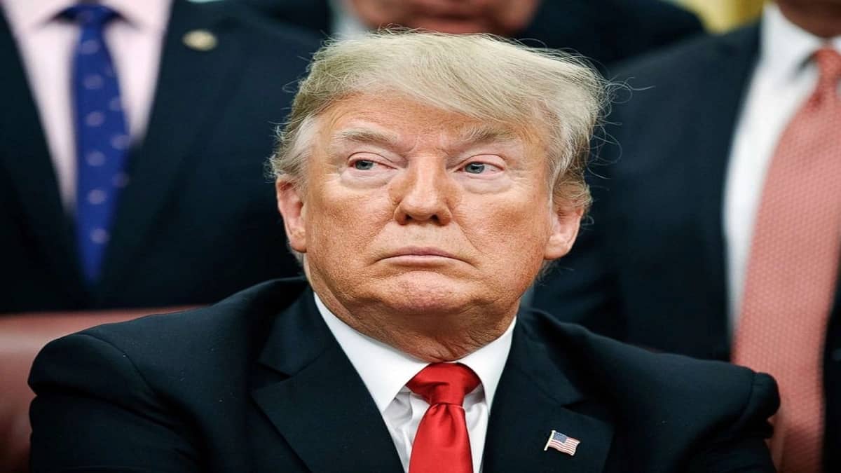 ممرضة تفتح النار على ترامب