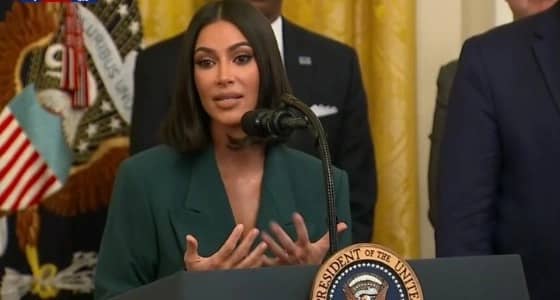 بالفيديو.. كيم كاردشيان في مهمة خاصة بالبيت الأبيض