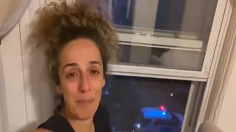 فيديو.. الشرطة الأمريكية تحاوط منزل صحفية إيرانية بعد محاولة اختطافها