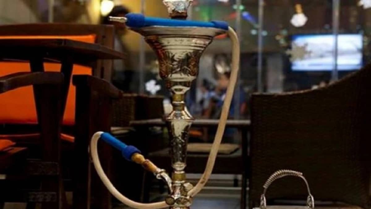 استمرار حظر تقديم الشيشة والمعسل في الرياض