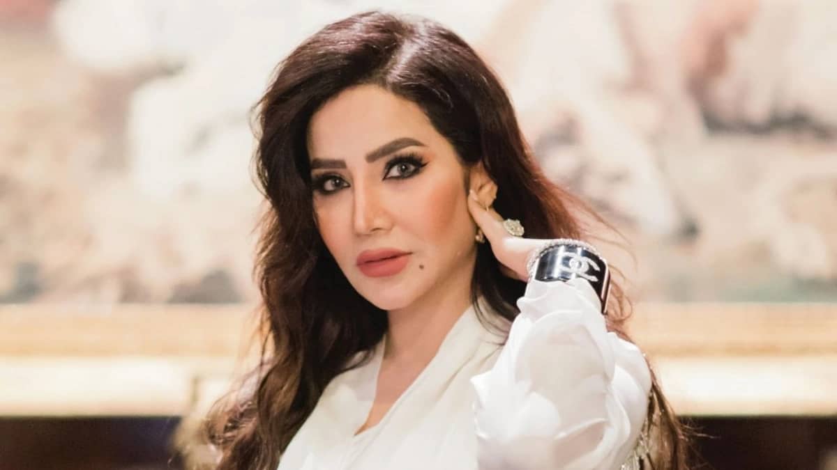 لجين عمران ترد على متابعة تمنت لو أنها كانت في تفجير بيروت