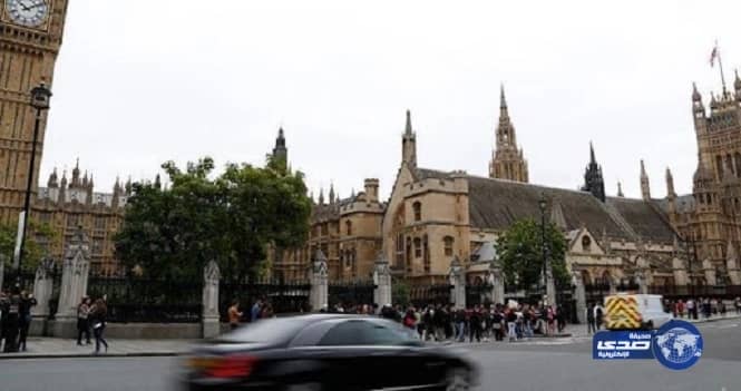 كشف تفاصيل إلحاد مبتعثة سعودية وزوجها وطفليها في بريطانيا