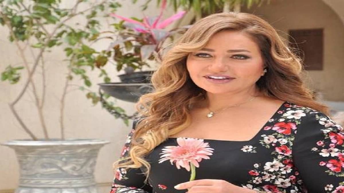 ليلى علوي: الشهرة الآن برقصة أو فستان