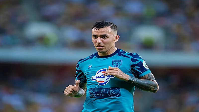 غوميز يتحدث عن قصته مع القهوة وكيف قربته من اللاعبين