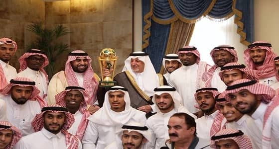 بعد تتويجهم بكأس الملك.. أمير مكة يستقبل لاعبي الاتحاد