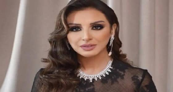 أنغام تدخل المستشفى بسرية تامة لإجراء عملية جراحية