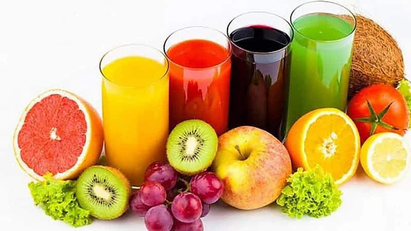 الإفراط في تناول العصائر يزيد من خطر العمى الدائم