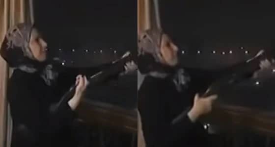 بالفيديو..نائبة برلمانية تطلق الرصاص احتفالا بخطبة ابنتها وتروع المواطنين!