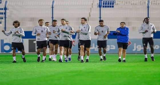 بالصور.. " الهلال " يعاود تدريباته