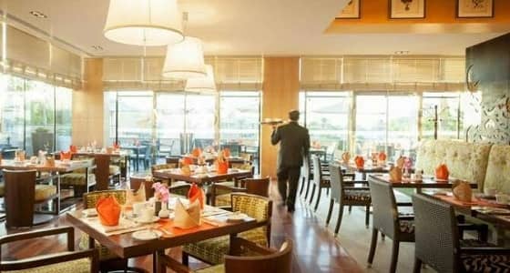 «البلدية» تفرض ضريبة باهظة على المطاعم المقدمة للتبغ