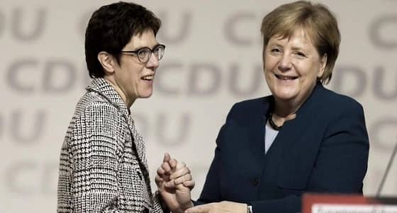 تعيين " ميني ميركل " في منصب وزيرة الدفاع