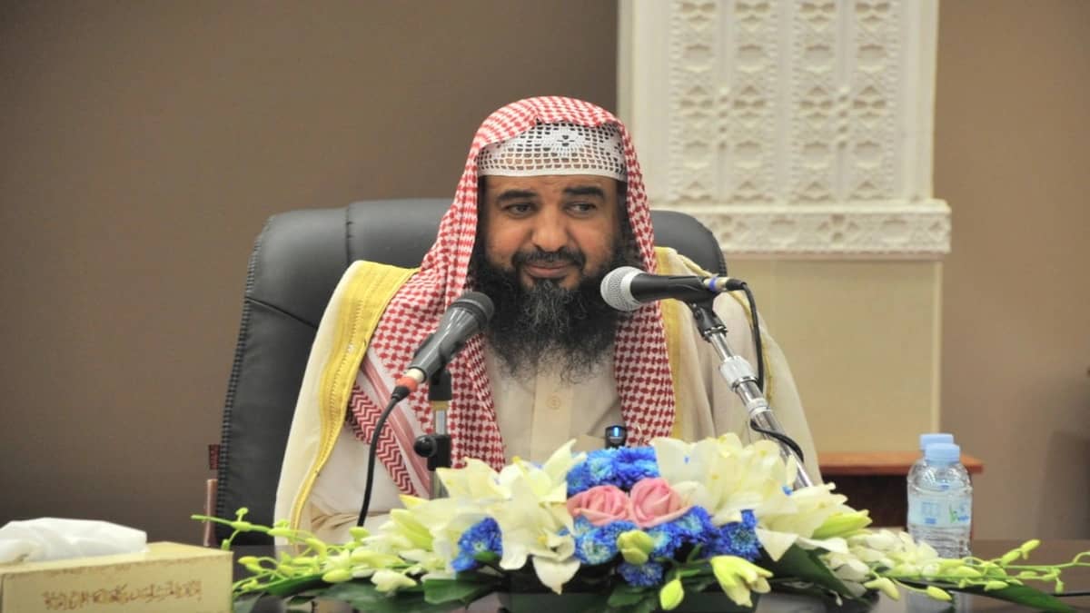 إمام مسجد قباء: تسريبات خيمة القذافي جزء يسير من خطط شيطانية لتدمير البلاد