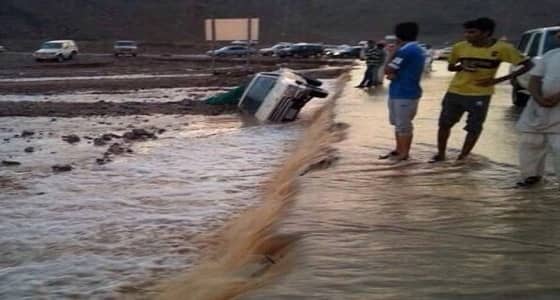 أمطار ينبع تقطع الكهرباء في بعض المراكز