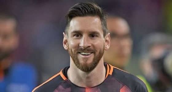 كشف أسرار عقد ميسي وانتقاله من برشلونة