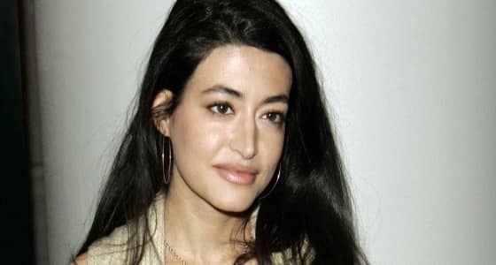 ابنة شقيق أسامة بن لادن تغني في ملهى ليلي