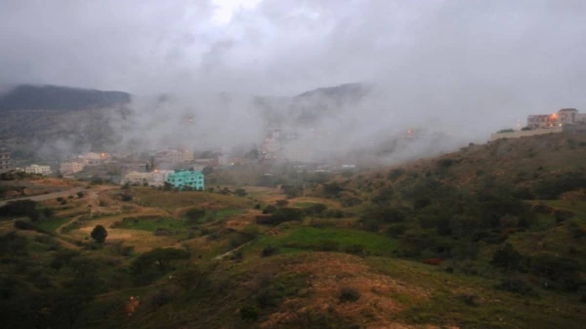 «المسند» : سحب ممطرة على مرتفعات عسير وجازان والباحة