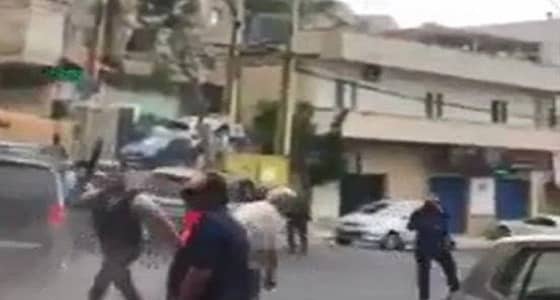 بالفيديو.. تعرُّض وزير لبناني لمحاولة اغتيال ووفاة مرافقه