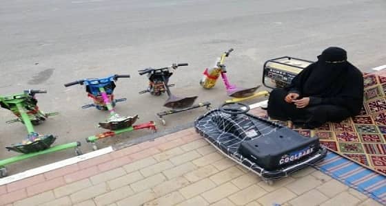 " بكيت من الفرحة " .. بائعة العيدابي تكشف عن وعد المحافظ لها