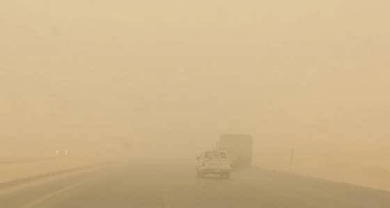 تحذير.. رياح وأتربة وغبار على 3 مناطق لـ 9 ساعات