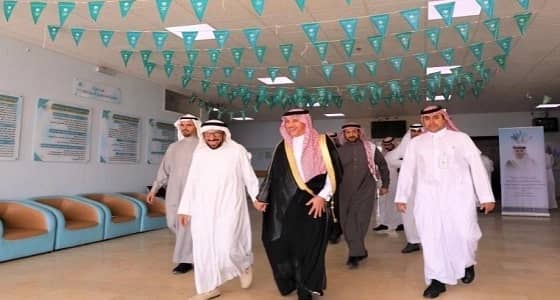 برعاية محافظ عنيزة كليات عنيزة تعقد دورة القيادة الإدارية