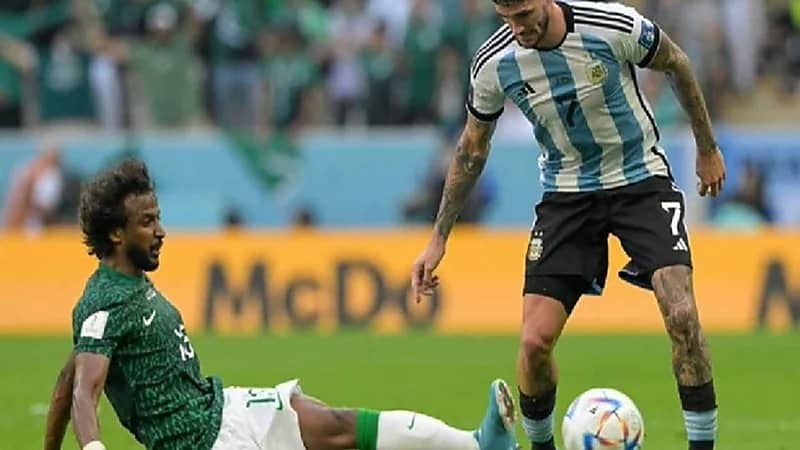 لاعبان عربيان يتصدران إحصائيات الدور الأول بمنافسات كأس العالم