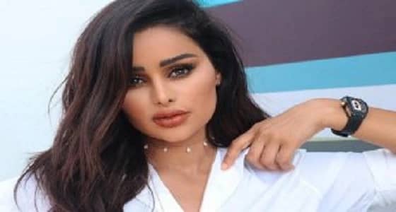 بالفيديو.. عهود العنزي تستفز البحرينيين خلال مشاهدتها مباراة في بطولة خليجي 24