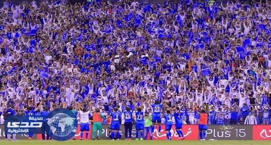 تيفو عملاق لجمهور الهلال في لقاء النصر