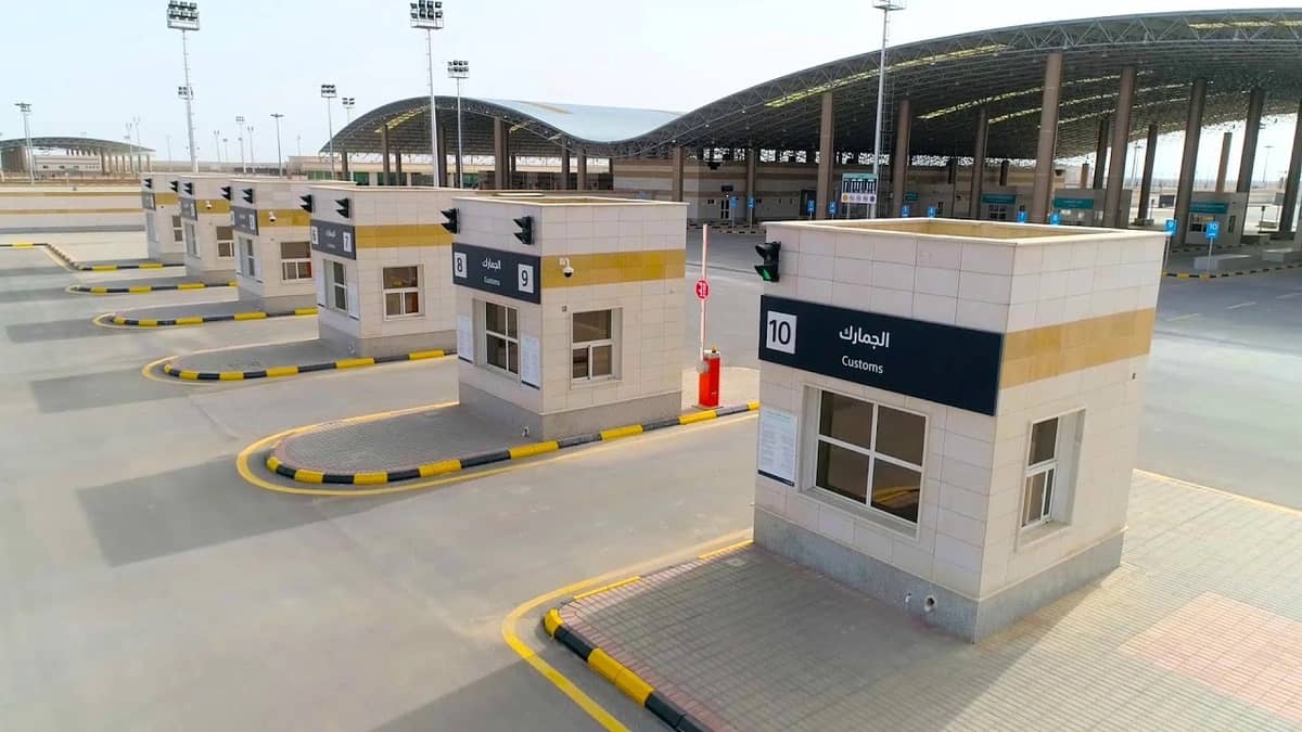 المنطقة الشرقية تستعد لفتح منافذها «تدريجيا»