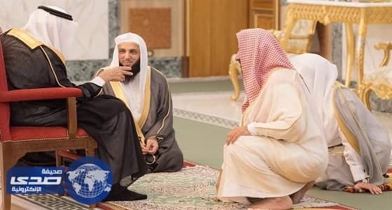 تفاعل مع صورة للقاء خادم الحرمين مع مشايخ بالديوان الملكي