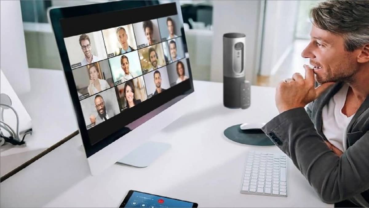 خدمة جديدة من " فيسبوك " تضرب " زووم "