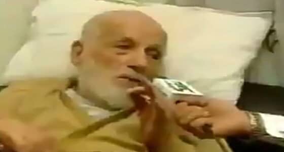 بالفيديو.. اللقاء الأخير للشيخ علي الطنطاوي رحمه الله على فراش الموت