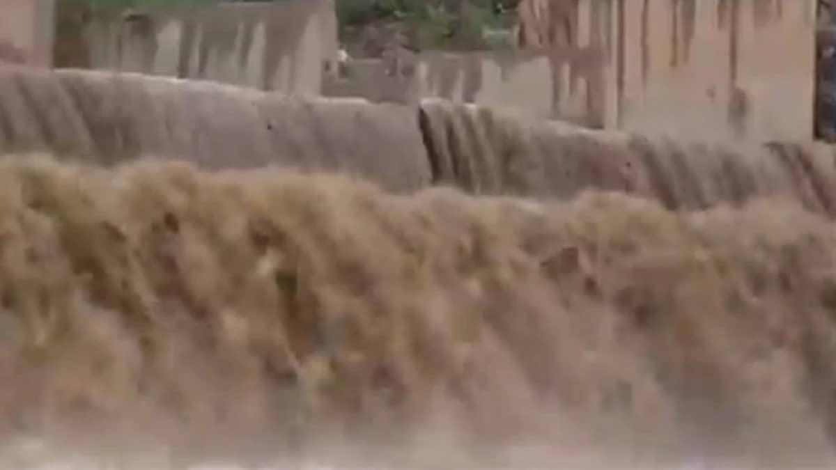 بالفيديو.. شلالات وادي الكدا بفيفاء