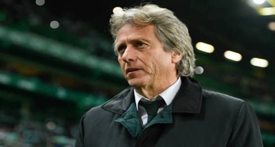 مدرب الهلال السابق: " النصر أقرب للدوري "