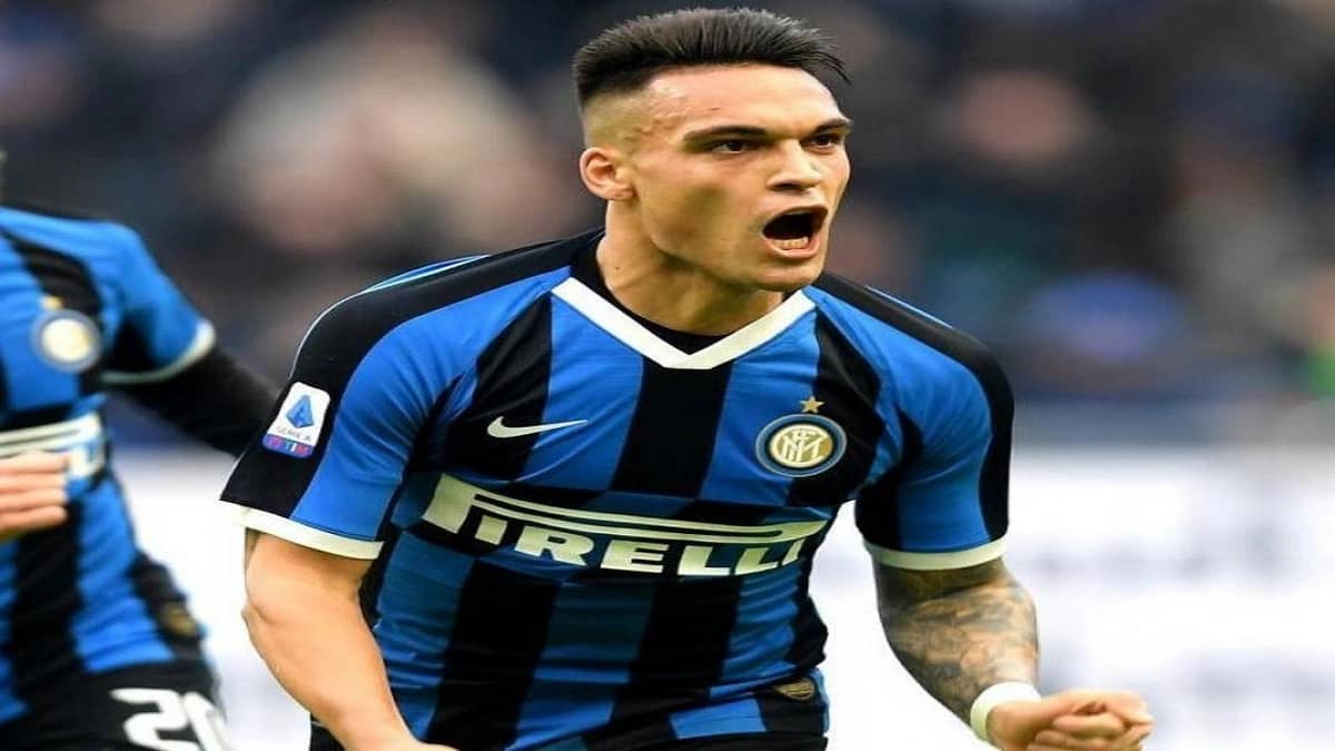 تعثر صفقة مارتينيز بين برشلونة وإنترميلان