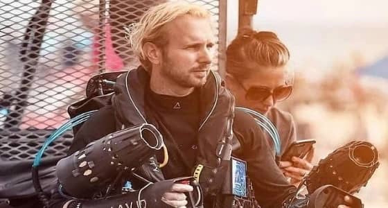 بالفيديو والصور.. أبرز المعلومات عن المتوفى في الطيران المجنح بعسير