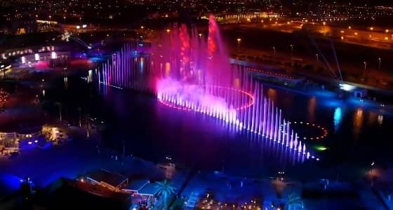 بالفيديو.. مجهولون يعتدون على مجسمات موسم الرياض ويحطمونها